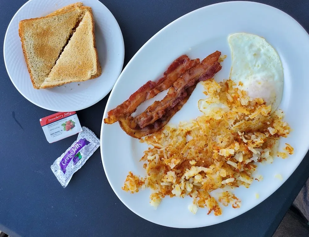 1 Egg Bacon Toast & Hashbrowns