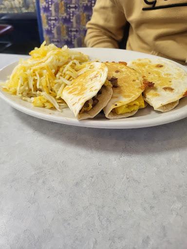 Carmona's Country Kitchen